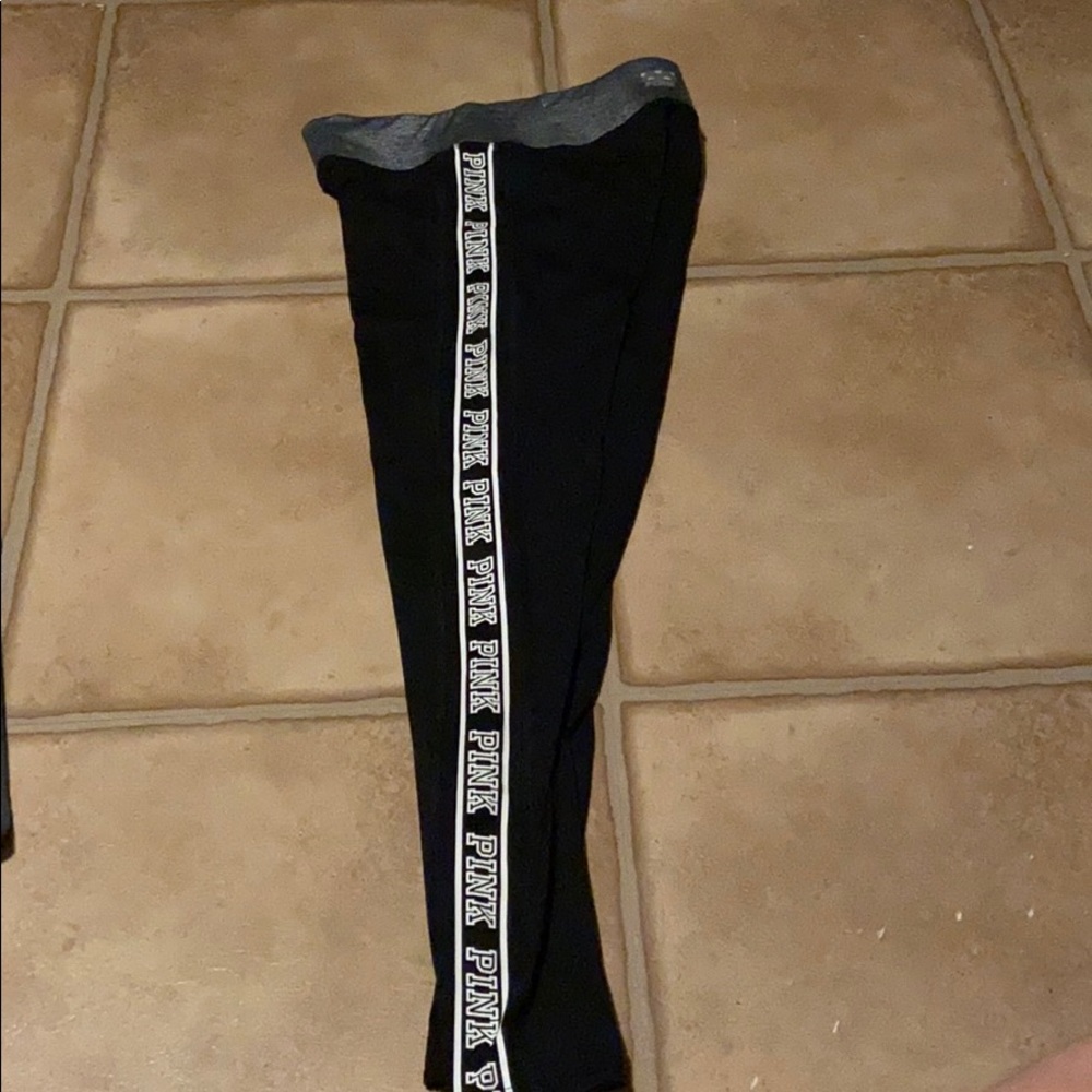 VS Pink leggings